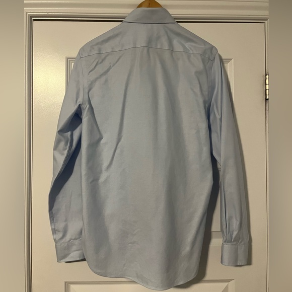 MICHAEL KORS POWDER BLUE OXFORD BUTTON UP SHIRT (M) - Picture 3 of 5